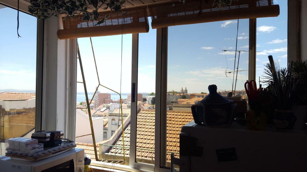 Apartamento Com Vista Para O Tejo Lissabon Exterior foto